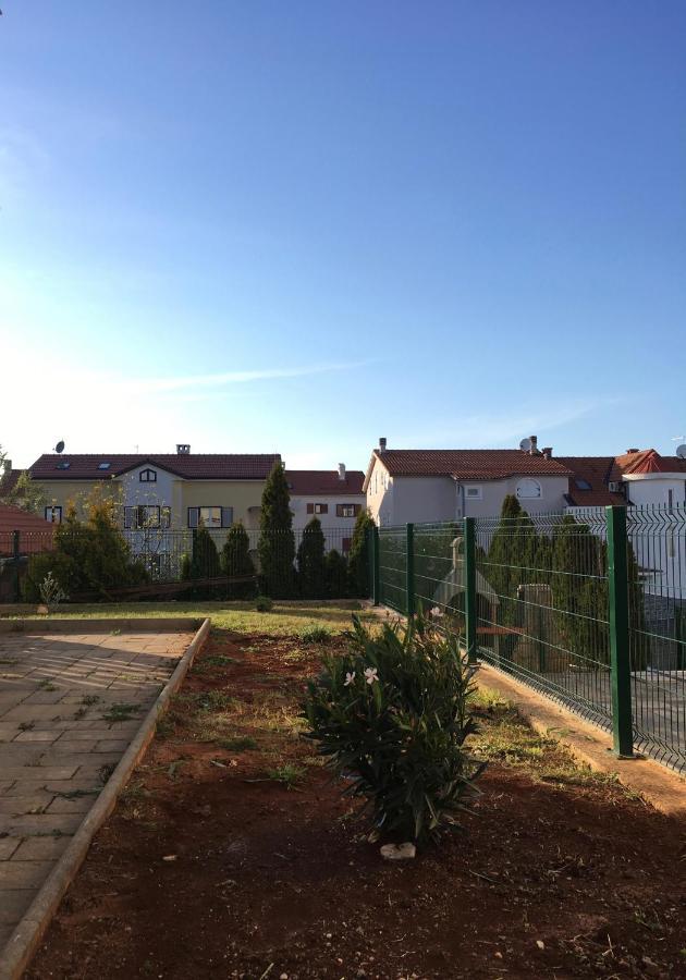 Mitra Apartments Malinska Extérieur photo